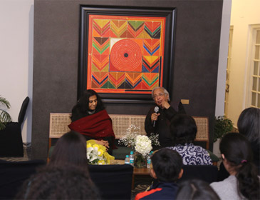 Curator of the exhibition Yashodhara Dalmia (left) & Poet & art critic Ashok Vajpayee (right) at the talk on Raza during the preview night